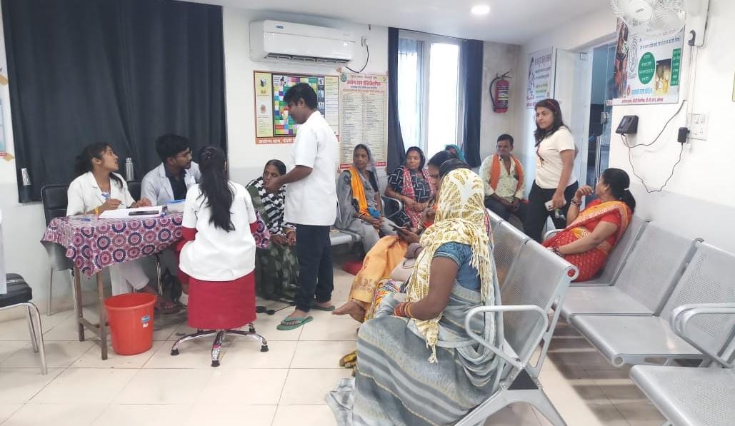 आरोग्यधाम पॉलीक्लिनिक में मई माह में तीन स्वास्थ्य शिविरों का आयोजन आरोग्यधाम पॉलीक्लिनिक में मई माह में तीन स्वास्थ्य शिविरों का आयोजन