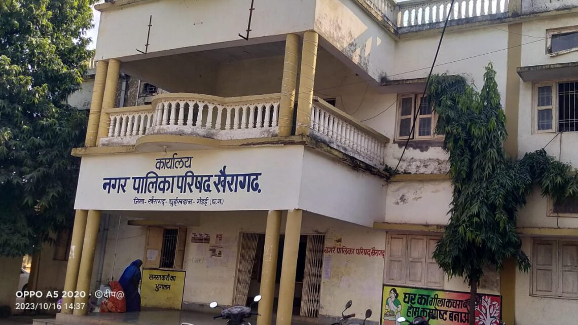 राजस्व पर फोकस: आय में होगी बढ़ोतरी, नए दुकान व मकान आएंगे दायरे में,संपत्तिकर के लिए मकानों के साथ ही दुकानाें का कराया जाएगा सर्वे राजस्व पर फोकस: आय में होगी बढ़ोतरी, नए दुकान व मकान आएंगे दायरे में,संपत्तिकर के लिए मकानों के साथ ही दुकानाें का कराया जाएगा सर्वे