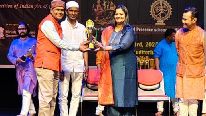 इंटरनेशनल ग्लोबल मलेशिया मे आयोजित संगीत प्रतियोगिता मे संदीप शर्मा ने प्राप्त किया द्वितीय स्थान