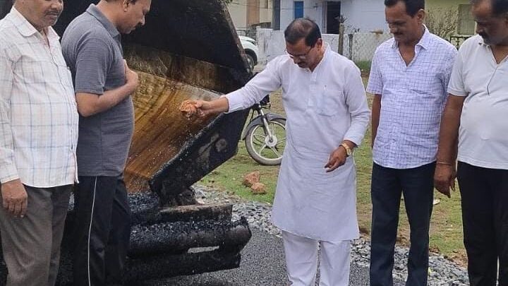 बालको ने सड़क चौड़ीकरण का किया शुभारंभ