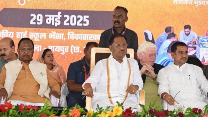 मुख्यमंत्री विष्णु देव साय का आरंग विकासखंड के ग्राम भैंसा में आयोजित समाधान शिविर में सम्बोधन