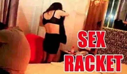 Sex Racket in CG: स्पा सेंटर की आड़ में चला रहा था देह व्यापार का खेल, संचालिका सहित 5 गिरफ्तार… Sex Racket in CG: स्पा सेंटर की आड़ में चला रहा था देह व्यापार का खेल, संचालिका सहित 5 गिरफ्तार…