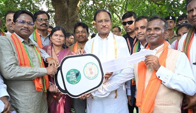 हर जरूरतमंद के साथ खड़ी है सरकार : मुख्यमंत्री विष्णु देव साय हर जरूरतमंद के साथ खड़ी है सरकार : मुख्यमंत्री विष्णु देव साय